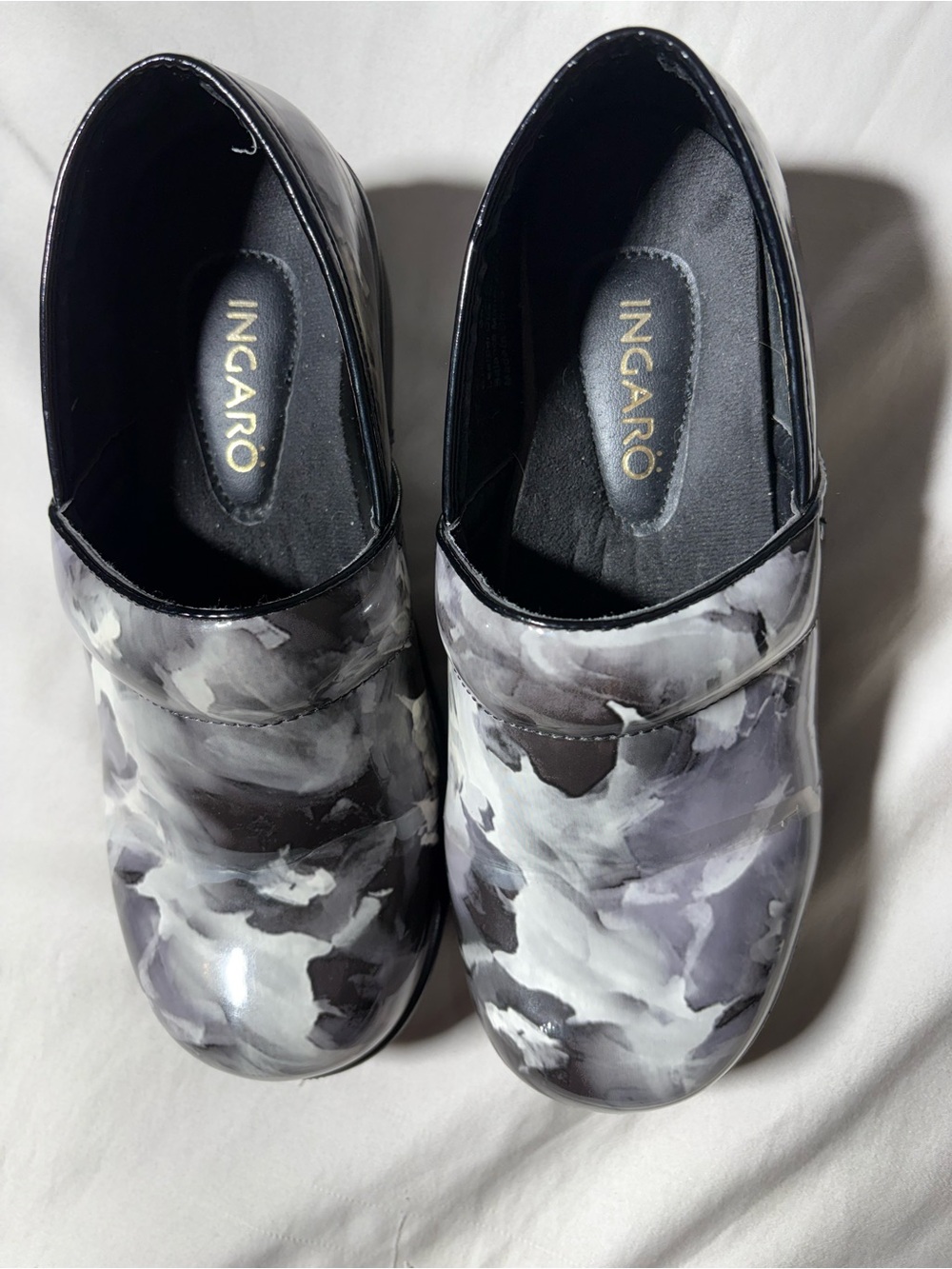 INGARO Women's Black & Gray Patterned Slip-On Dress Shoes
